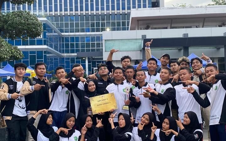 Tim Paskibraka SMA Unggulan Nurul Islami Juara 3 Caraka